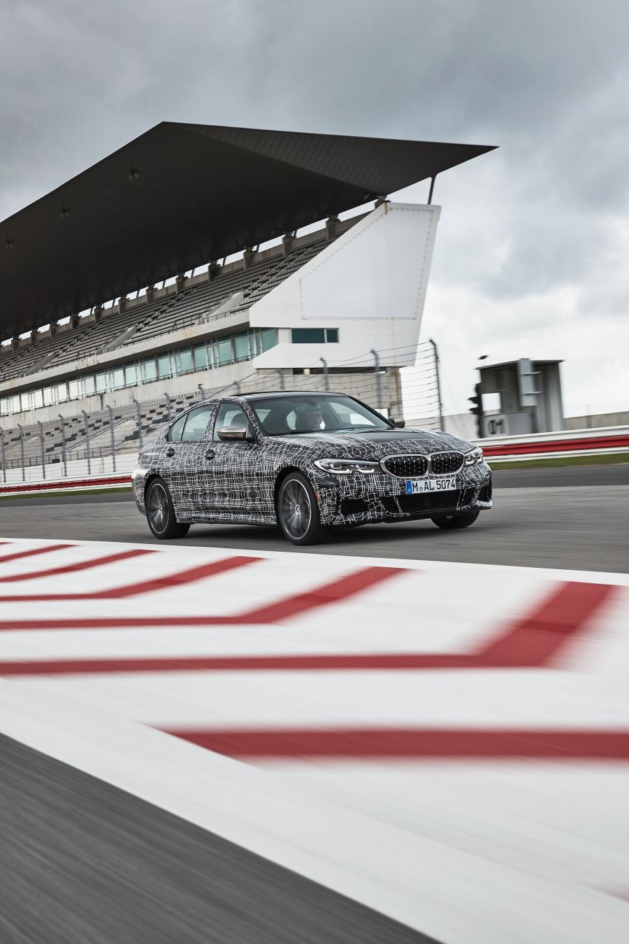  BMW M340i xDrive (G20) 2019 года  (WW) (фото 13 из 111)